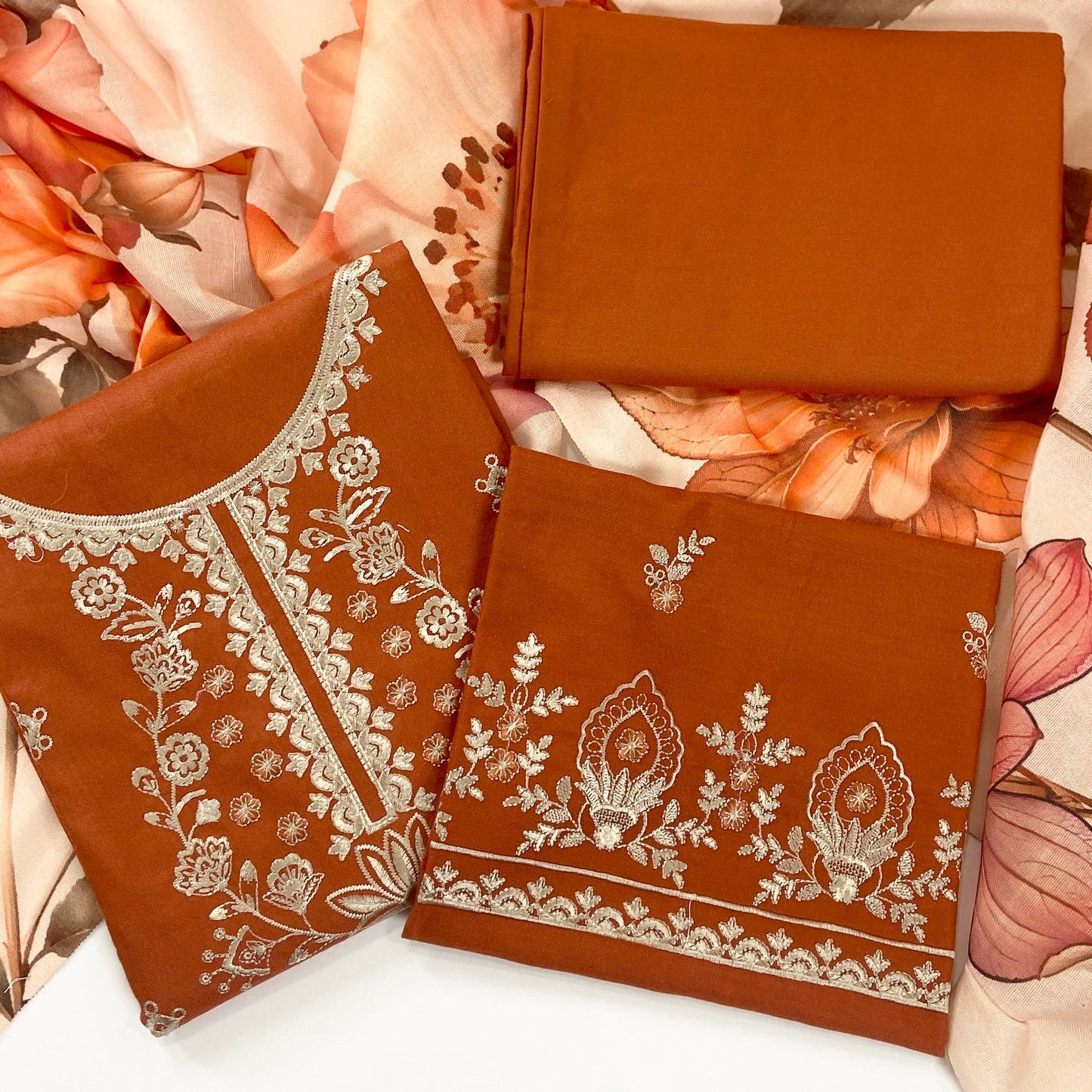 Mohagni Luxury Emb Dhanak Marina 3PC